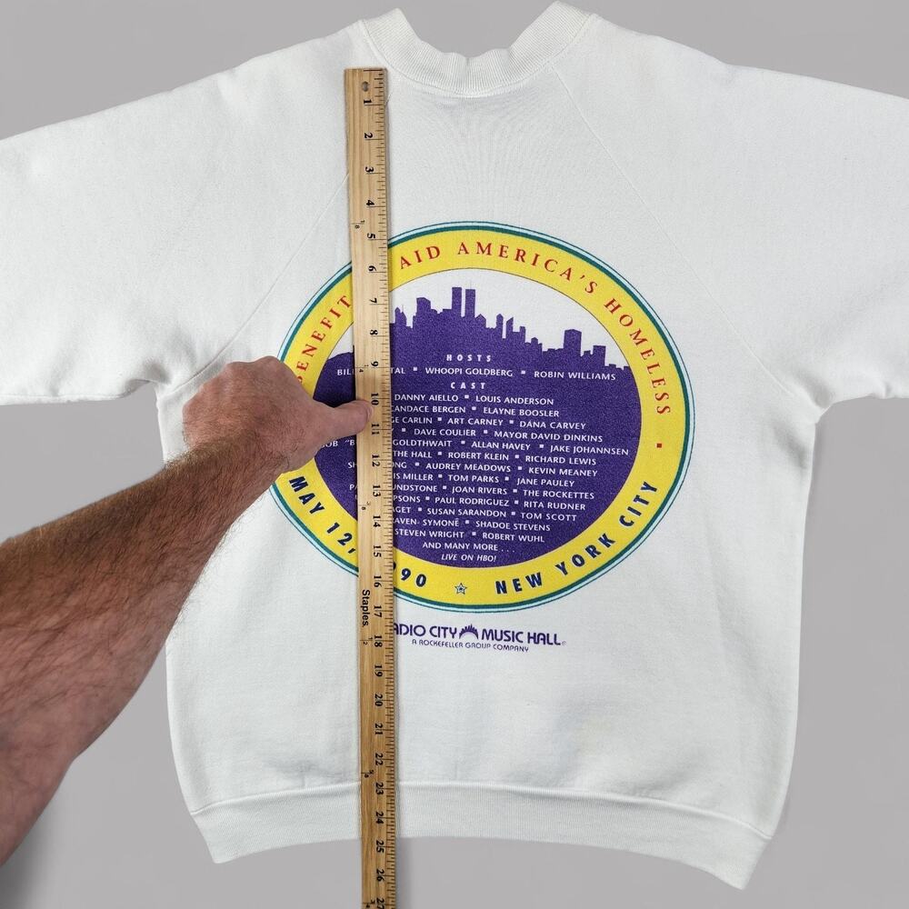 VTG Comic Relief Sweatshirt Adult L White USA Radio City NYC 1990 Robin Williams - Picture 13 of 15